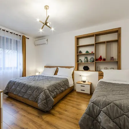 Appartamento Center Cozy 1br With Patio By Pikhost