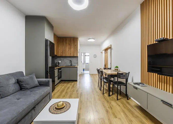 Center Cozy 1br With Patio By Pikhost Apartment *