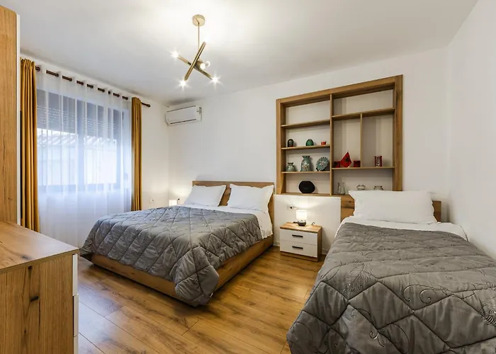 Apartament Center Cozy 1br With Patio By Pikhost